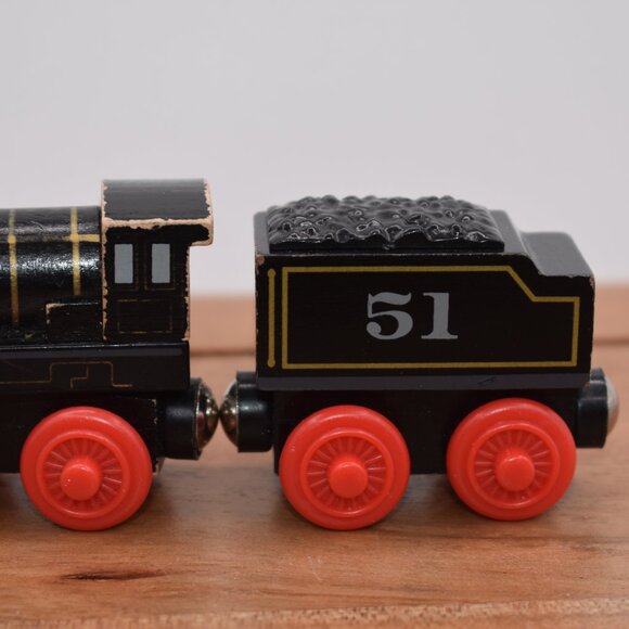 Hiro 51 and Tender Thomas & Friends Wooden Railway Train Engine Magnetic 2003 - Picture 8 of 10